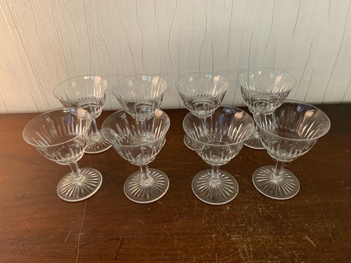 Champagner coupes aus - 11,